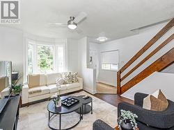 135 BERNICE CRESCENT  Toronto, ON M6N 1X3