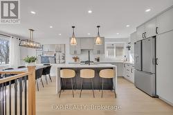 4185 SUTHERLAND CRESCENT  Burlington, ON L7L 5G3