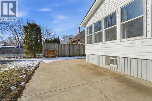 176 Adair Avenue N, Hamilton, ON - Outdoor