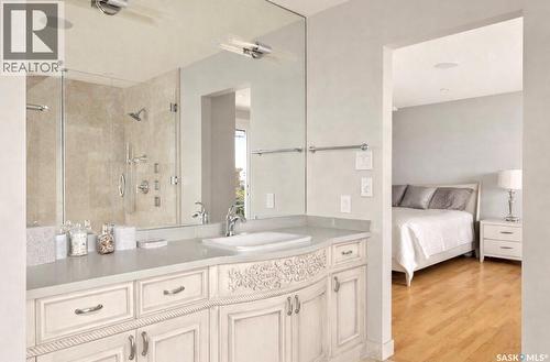 323 Mallin Crescent, Saskatoon, SK - Indoor Photo Showing Bathroom