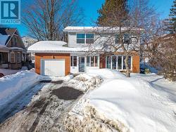 55 A CASCADE STREET E Parry Sound, ON P2A 1K3