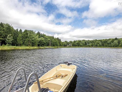 182 Thompson Run, Hammonds Plains, NS 