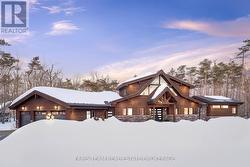 22 HOUBEN CRESCENT Oro-Medonte, ON L0L 1T0