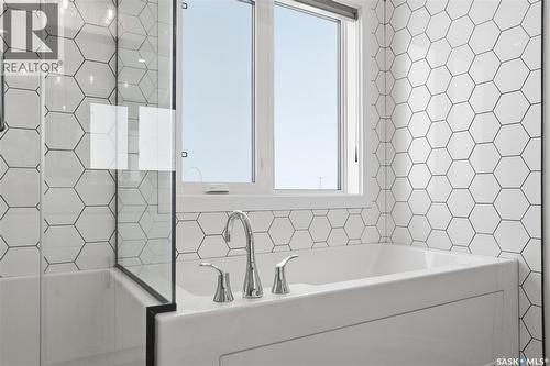 186 Mazurek Crescent, Saskatoon, SK 