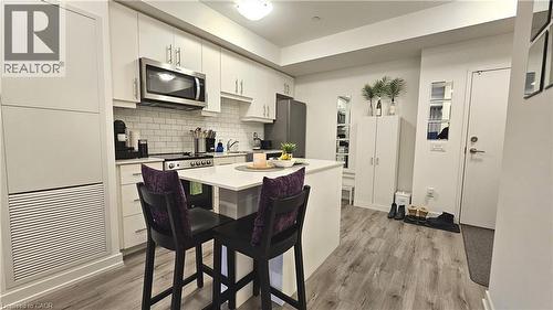 247 Northfield Drive E Unit# 507, Waterloo, ON - Indoor Photo Showing Kitchen
