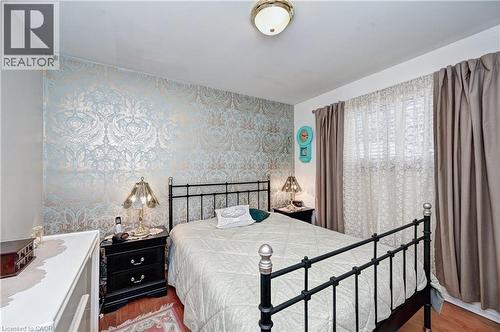 132 Forest Hill Drive, Kitchener, ON - Indoor Photo Showing Bedroom