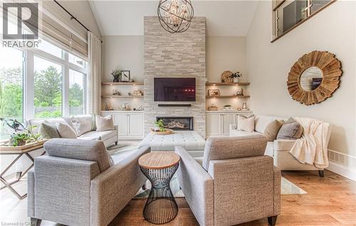 905 Old Cottage Court, Kitchener, ON - Indoor Photo Showing Living Room With Fireplace