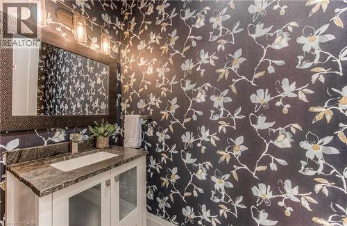 905 Old Cottage Court, Kitchener, ON -  Photo Showing Bathroom