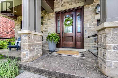 905 Old Cottage Court, Kitchener, ON - Outdoor With Exterior