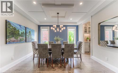 905 Old Cottage Court, Kitchener, ON - Indoor Photo Showing Dining Room