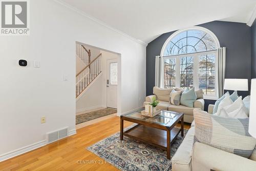 1 Watson Crescent, Central Elgin, ON - Indoor Photo Showing Living Room