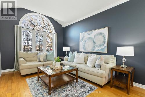 1 Watson Crescent, Central Elgin, ON - Indoor Photo Showing Living Room