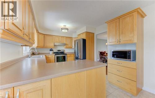 168 Bridgewater Crescent, Waterloo, ON - Indoor Photo Showing Kitchen