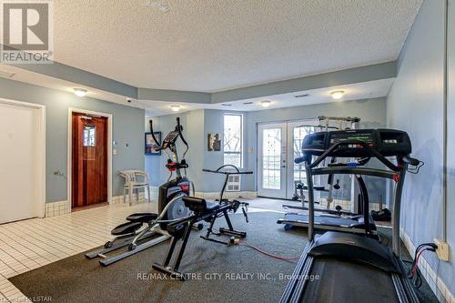 203 - 549 Ridout Street N, London East (East F), ON - Indoor Photo Showing Gym Room