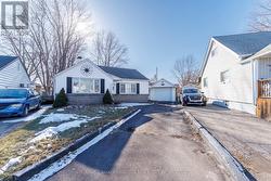 25 DUNKIRK COURT  Welland (Lincoln/Crowland), ON L3B 4W1