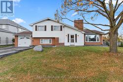 68 APPLEWOOD CRESCENT  Whitby, ON L1N 2E6