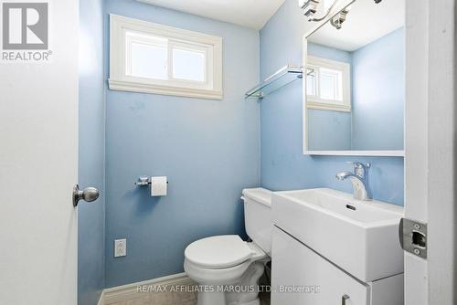 25 Dunbar Avenue, Cornwall, ON - Indoor Photo Showing Bathroom