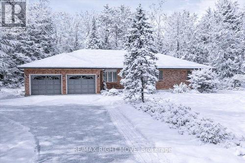 1892 CARRIAGE COURT  Severn, ON L3V 6H2