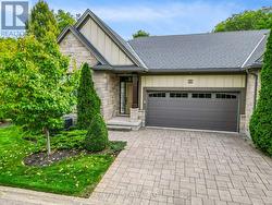 1 CEDAR DRIVE  Niagara-On-The-Lake, ON L0S 1J1