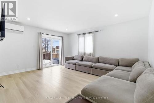 2 Ontario Street, Ajax (Central), ON - Indoor Photo Showing Living Room
