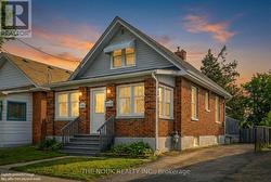 219 VERDUN ROAD  Oshawa (Central), ON L1H 5T1