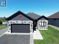 109 BELLWOOD DRIVE Cornwall, ON K6H 7M3