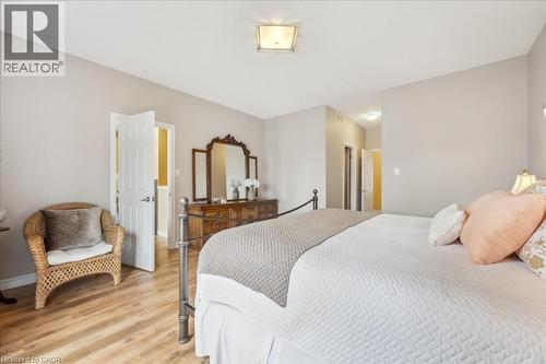 23 Mount Royal Place, Cambridge, ON - Indoor Photo Showing Bedroom