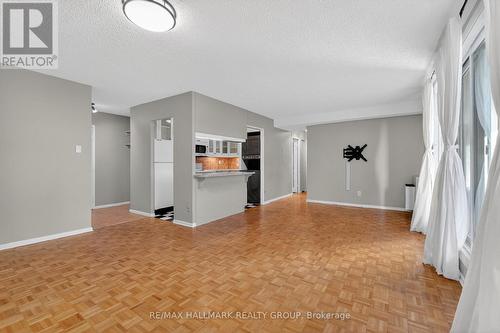705 - 141 Somerset Street W, Ottawa, ON - Indoor Photo Showing Other Room