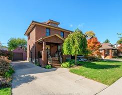 2227 LINCOLN Road  Windsor, ON N8W 2R3