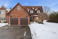 74 Old Yonge Street  Aurora, ON L4G 6C7