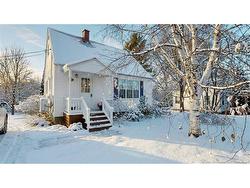 141 St. James ST  Woodstock, NB E7M 2T5