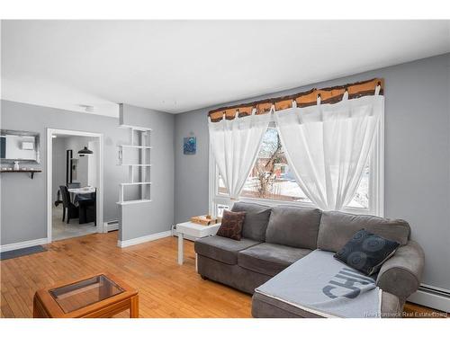 58 Bell St, Moncton, NB 