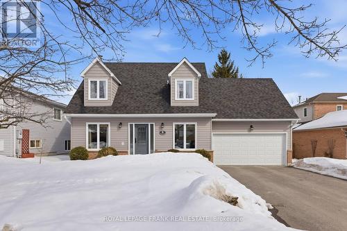 3 MCGUIRE CRESCENT  Uxbridge, ON L9P 1G7