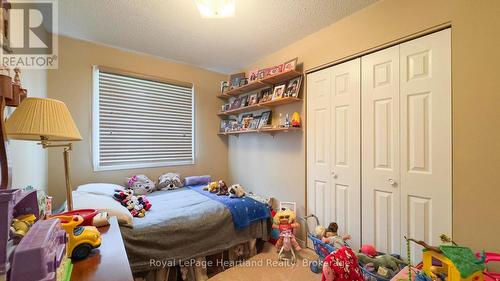 91 Anglesea Street, Goderich (Goderich (Town)), ON - Indoor Photo Showing Bedroom