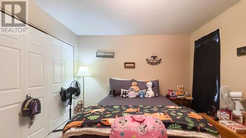 91 Anglesea Street, Goderich (Goderich (Town)), ON - Indoor Photo Showing Bedroom