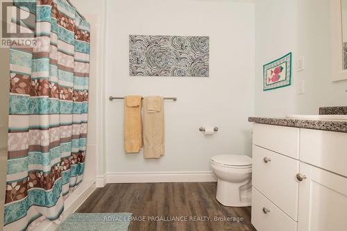 3PC bathroom in basement - 22 Walnut Crescent, Belleville (Thurlow Ward), ON - Indoor Photo Showing Bathroom