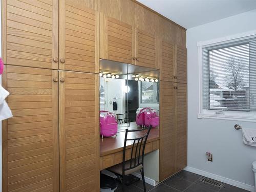 319 Vickers Street S, Thunder Bay, ON - Indoor Photo Showing Other Room