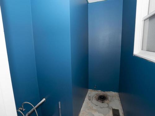 319 Vickers Street S, Thunder Bay, ON - Indoor