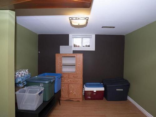 319 Vickers Street S, Thunder Bay, ON - Indoor