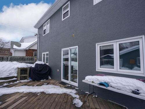 319 Vickers Street S, Thunder Bay, ON - Outdoor With Exterior