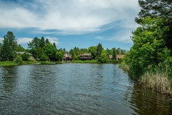 Bord de l'eau - 