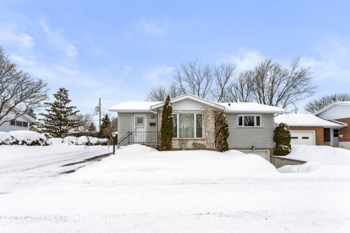 1007 Rue Boulé  Longueuil (Le Vieux-Longueuil), QC J4J 1T8