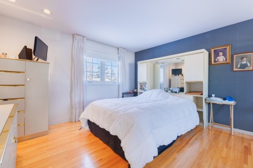 Chambre à coucher - 3 Rue Lacroix, Dollard-Des-Ormeaux, QC - Indoor Photo Showing Bedroom