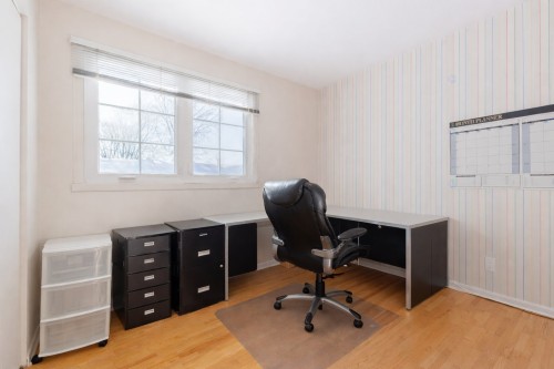 Chambre à coucher - 3 Rue Lacroix, Dollard-Des-Ormeaux, QC - Indoor