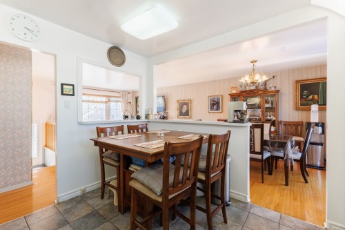 Cuisine - 3 Rue Lacroix, Dollard-Des-Ormeaux, QC - Indoor Photo Showing Dining Room