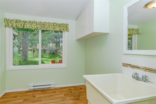 126 Maliview Dr, Salt Spring, BC 