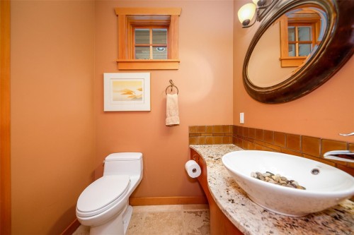 121 Howard Rd, Salt Spring, BC 