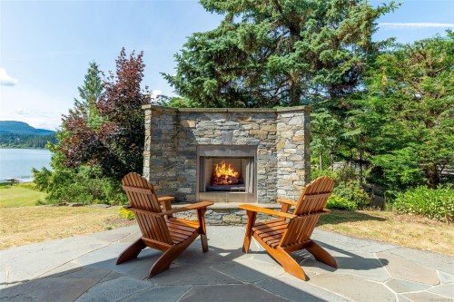 121 Howard Rd, Salt Spring, BC 