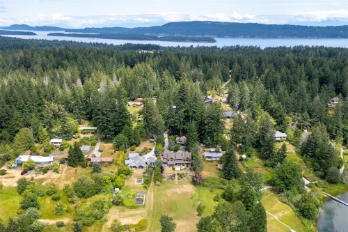 121 Howard Rd, Salt Spring, BC 
