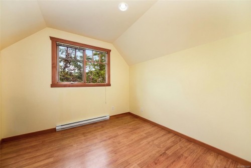 121 Howard Rd, Salt Spring, BC 